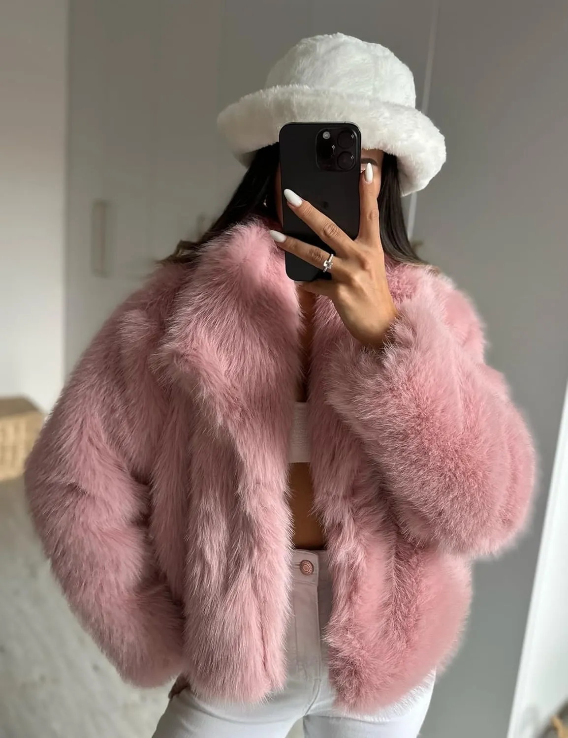 COZYPOIN Womens Faux Fur Jacket Fluffy Fur Cropped Coat Long Sleeve Open Front Fur Cape