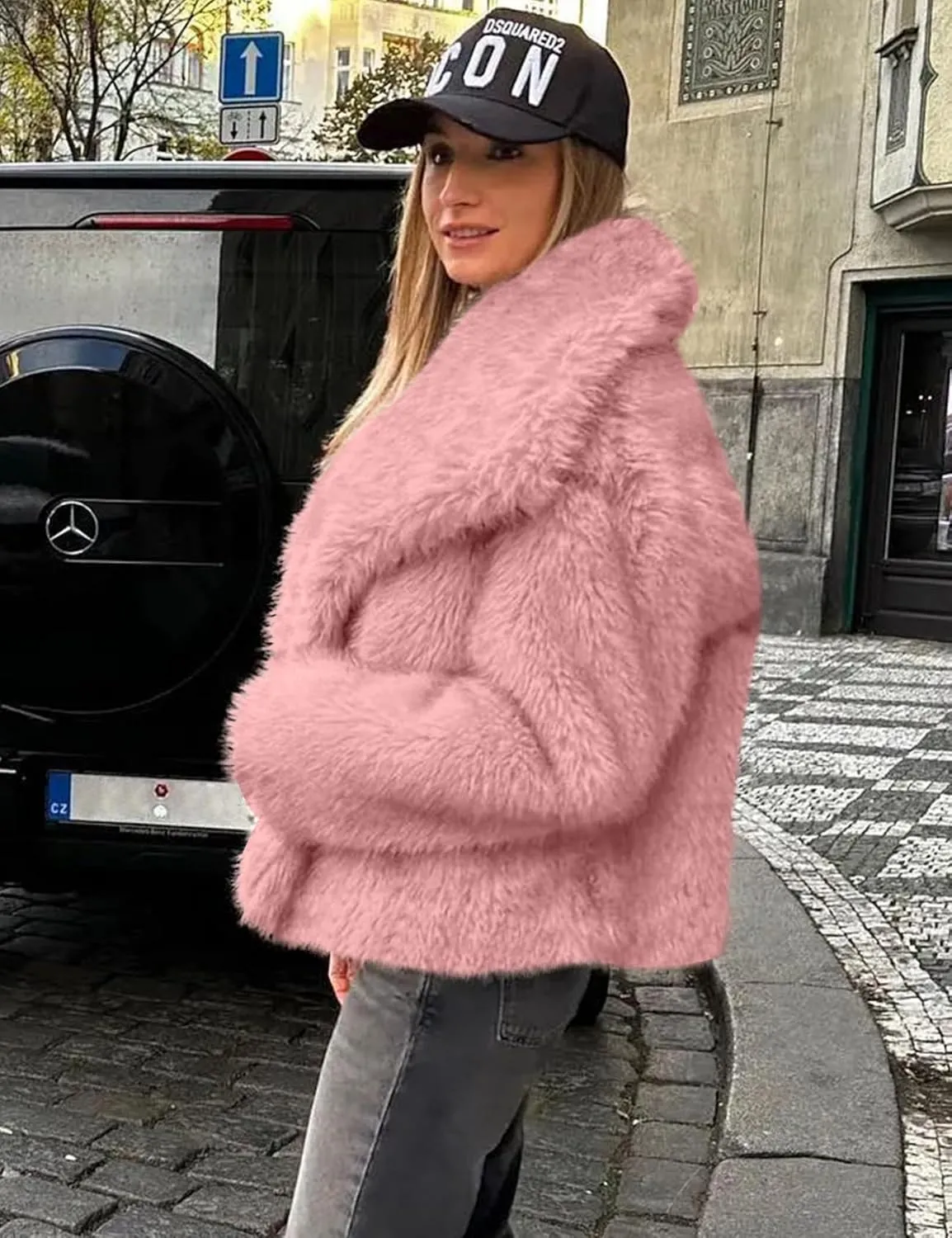 COZYPOIN Womens Faux Fur Jacket Fluffy Fur Cropped Coat Long Sleeve Open Front Fur Cape